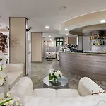 Rivoli Hotel