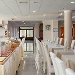 فندق ريفولي فندق 3*