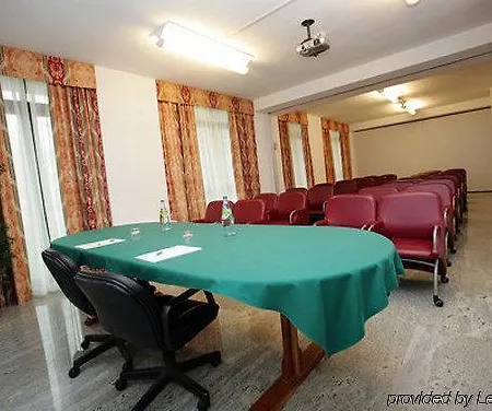 Rivoli Hotel Hotel 3*
