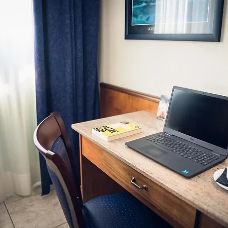 Rivoli Hotel 3* 리볼리