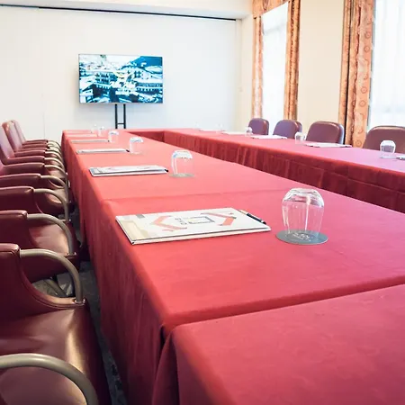 リボリ ホテル ホテル 3*