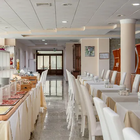 Rivoli Hotel 호텔 3*