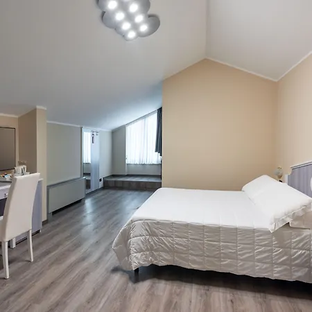 Rivoli Hotel Szálloda Rivoli