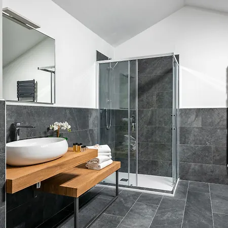 Rivoli Hotel 3*