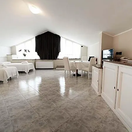 Rivoli Hotel Hotel