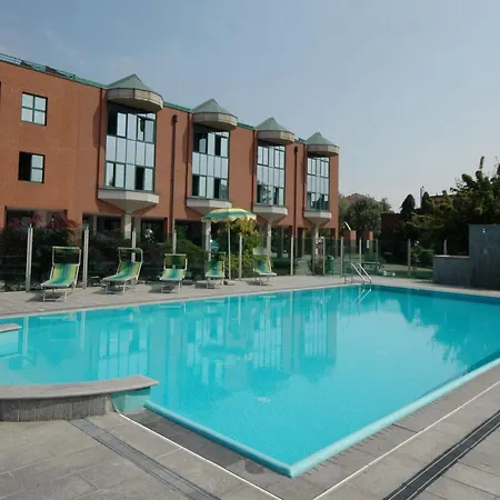 Rivoli Hotel