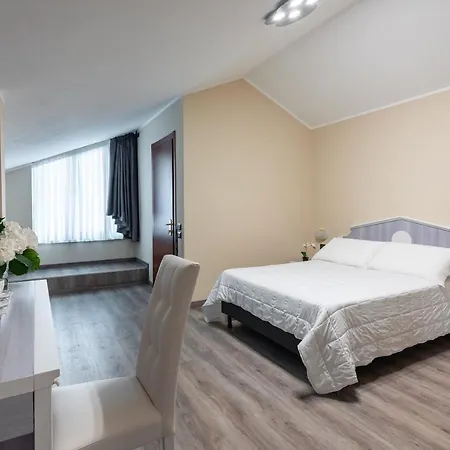 Rivoli Hotel Hotel 3*