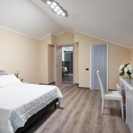 Szálloda Rivoli Hotel 3*