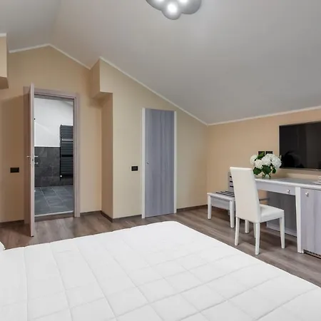 Rivoli Hotel Szálloda Rivoli