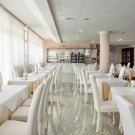 Rivoli Hotel Hotel 3*