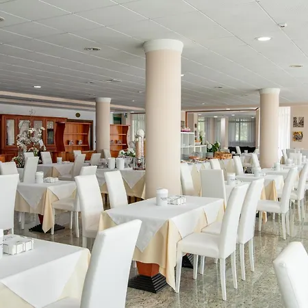 Szálloda Rivoli Hotel 3*