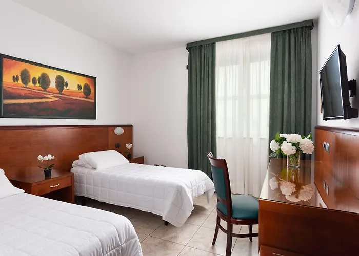 Szálloda Rivoli Hotel 3*